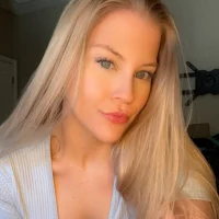 AZ_Blonde's Profile Pic