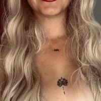 Valentinadelsol's Avatar Photo