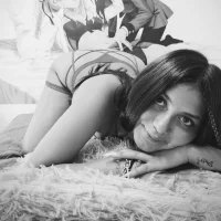 merry303av's Profile Pic