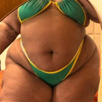 biancabombombbw's Profile Pic