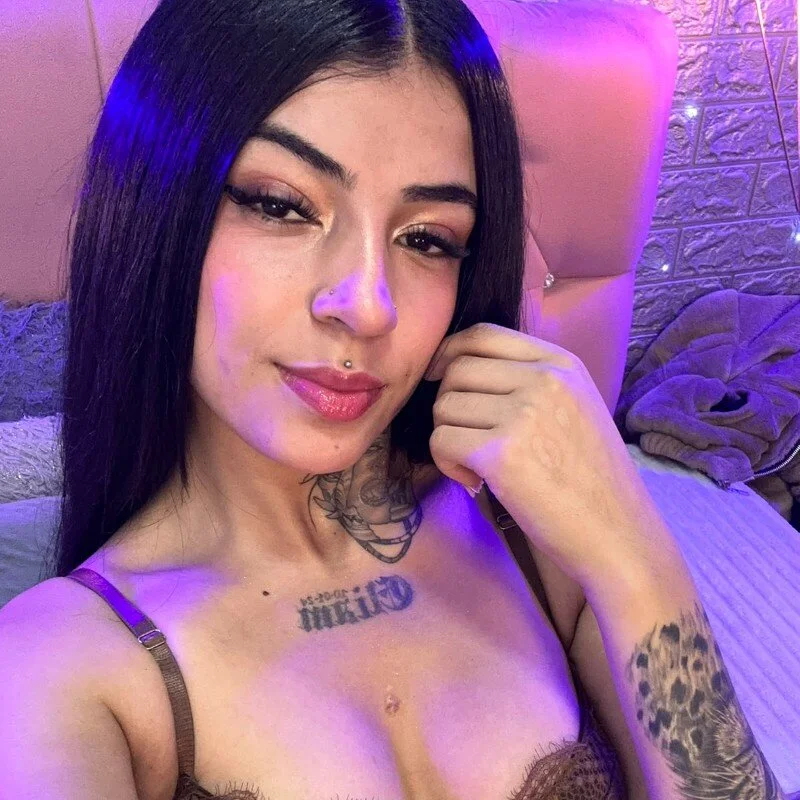 MARIIAN_DOMONII profile photo