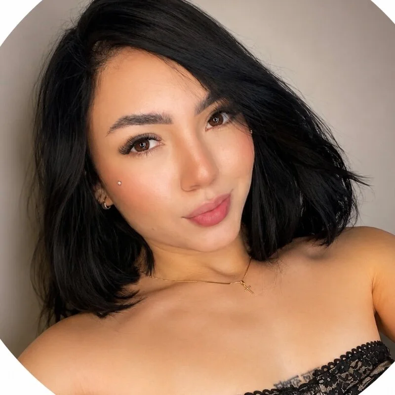 Violet_Harmon_ profile photo