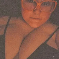Sussiethebrat's Profile Pic