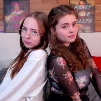 รูปโปรไฟล์ของ Mona_aLisa