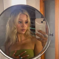 laylalotusx's Profile Pic