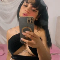 Abigail_Hott200's Profile Pic