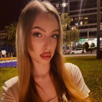 LESSIE_LEON's Profile Pic