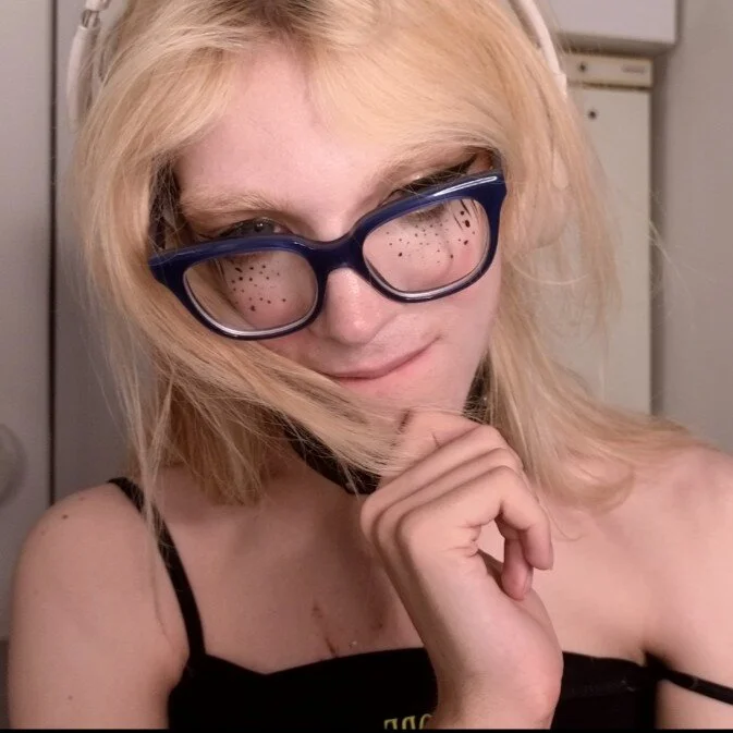 bekvadeadflower profile photo