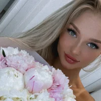 Sofy_new_story's Profile Pic