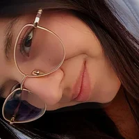 LucyPink_