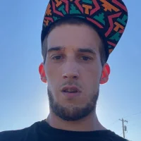 Whit3manding0's Profile Pic