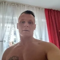 AdamL89's Profile Pic