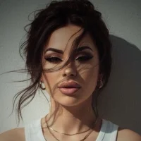 Sweet_little_gir's Avatar Pic