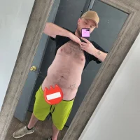 Leebraxton's Profile Pic
