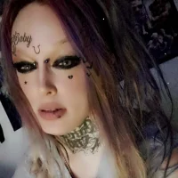 TwiztedSuccubus' Avatar Photo