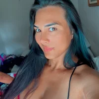 Laysatravesti1220 webcam