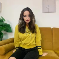MavisLopez's Profile Pic