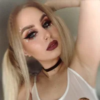 little_Kattya's Profile Pic