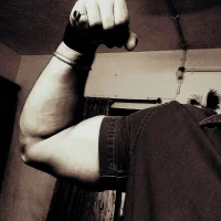 MUSCLE_GUN5-7s profilbillede