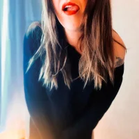 Lisa-Marie33's Profile Pic