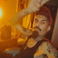 FelixChirp 的  個人資料圖片