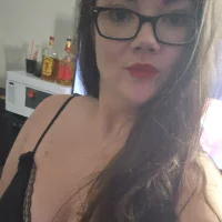 FoxyRedLips's Profile Pic