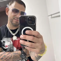 StrHotBoy5's Profile Pic