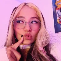 penny_sweett_'s Avatar Photo