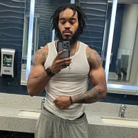 tattedhungfit's Profile Pic
