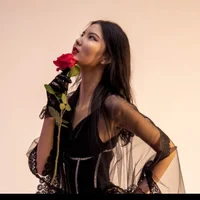 MinaHin's Avatar Pic