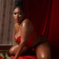 MadameRedd's Profile Pic