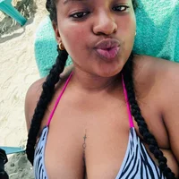 Sweet_Brunette1's Profile Pic