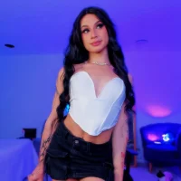 Samantha_Rolon Adlı Modelin Avatarı