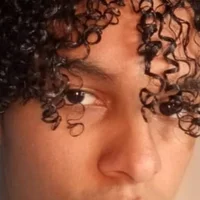 moncherriz's Profile Pic