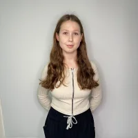 NellyBessard's Profile Pic