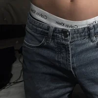wh0r's Profile Pic