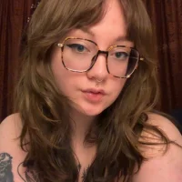 quinniecat webcam