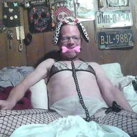 sissybibottomsubslut's Avatar Photo