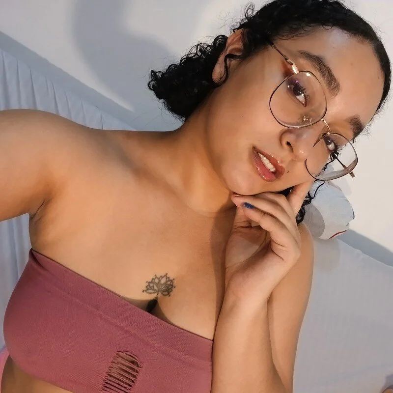HarleyRedd Stripchat profile image
