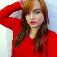 Luxury_11v_ webcam model