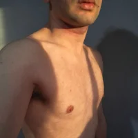 Ảnh đại diện của charli_barr