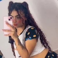 StidioDeluxix model avatar