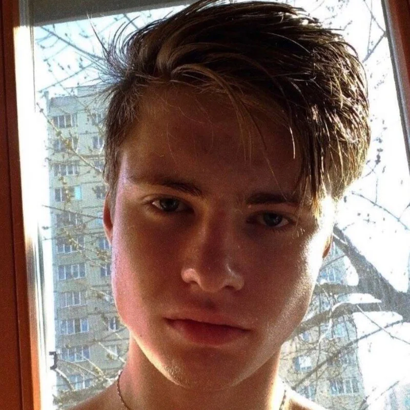 Maxhornyblondieman profile photo