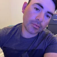 JESLv's Profile Pic