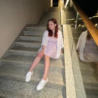 AnnisBenskin's Avatar Pic