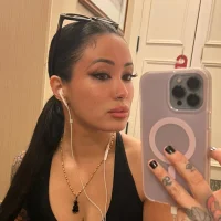 รูปอวาตาร์ของ iamivyluv