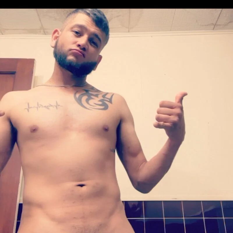 HungBull77 profile photo