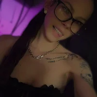 Zdjęcie profilowe modela chickiwithglasses