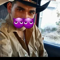 Moy11's Profile Pic