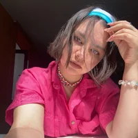 BalieyValenccia Φωτ, Προφίλ